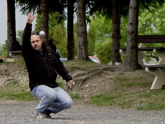 Click to enlarge. Petanque triplets, regional qualifying tournament, Czech national championship (Vojnův Městec, June 6, 2009)